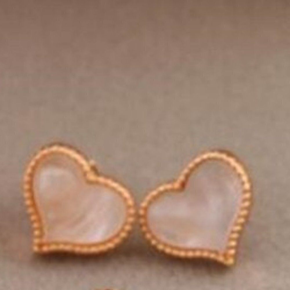 Boho Gypsy Fashion Small Heart Earrings Jewelry